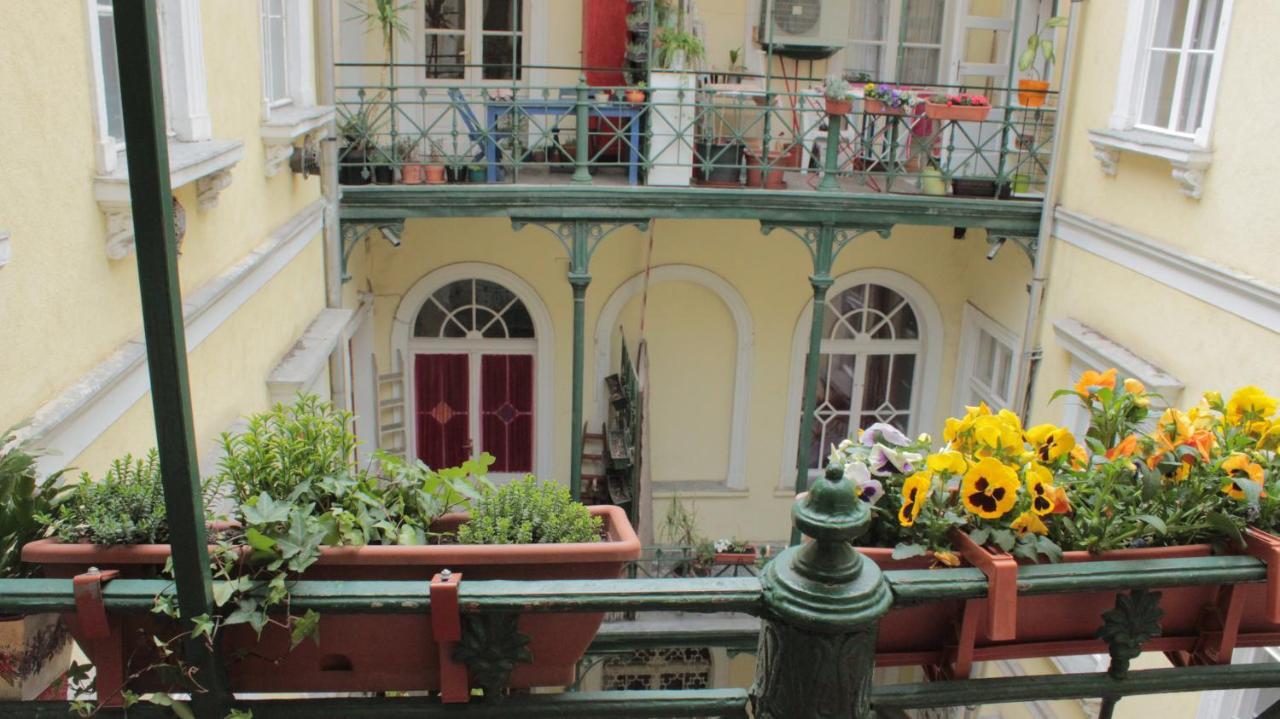 Danubescree Cozy Apartment Budapest Esterno foto